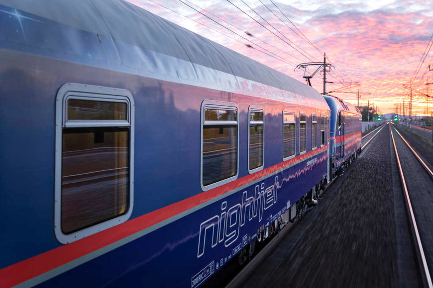 LE PREMIER TRAIN DE NUIT ENTRE BERLIN ET PARIS LANCÉ